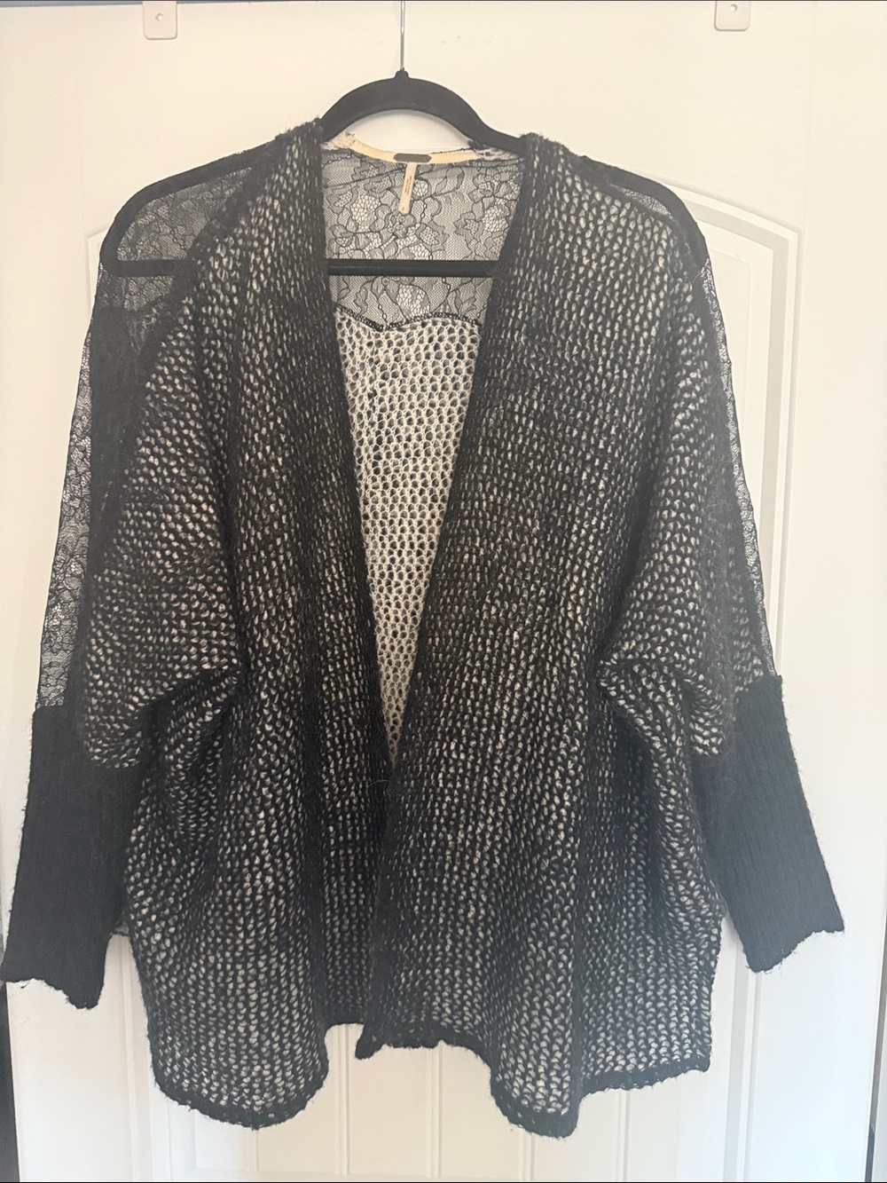 Free people peekaboo lace back cardigan - Picture 3 of 4